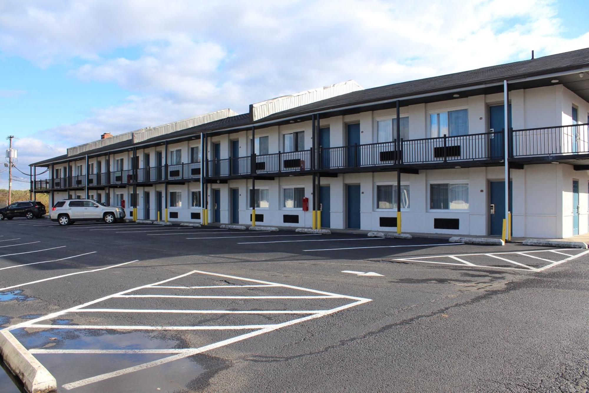 Days By Wyndham Mcguire Afb Bordentown 3*