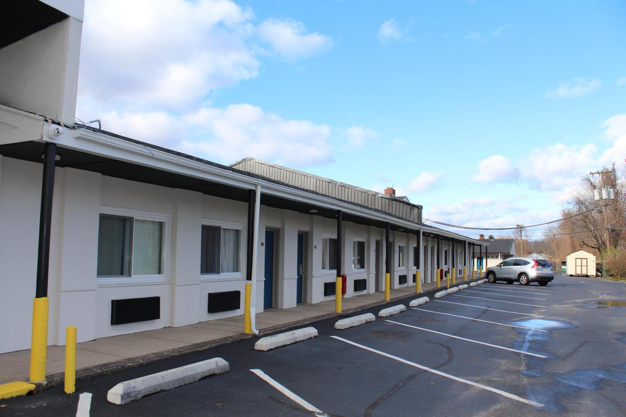 Hotel Days By Wyndham Mcguire Afb Bordentown 3*