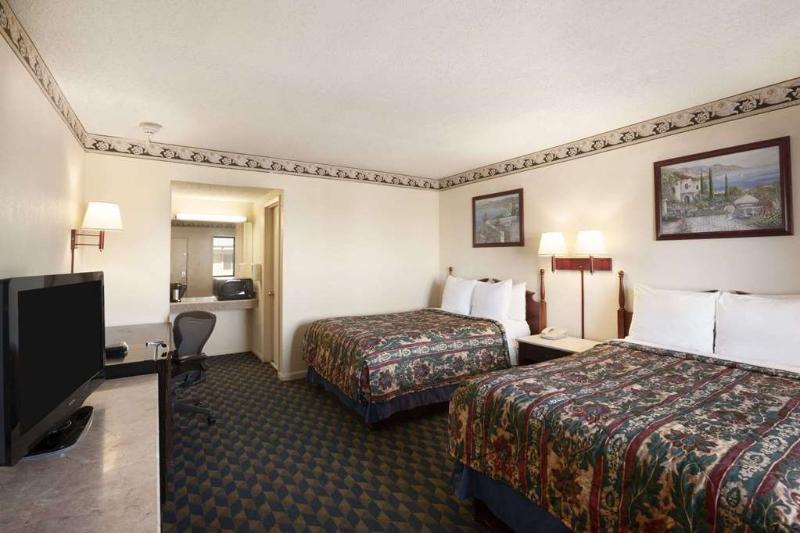 Days By Wyndham Mcguire Afb Bordentown Hotel 3*